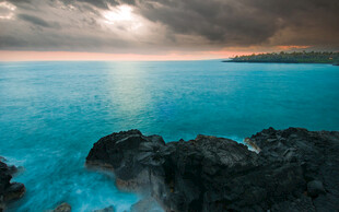 海岸黄昏海景