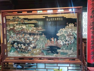 中式山水刺绣屏风