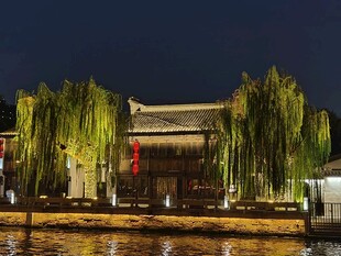 水乡古建夜景