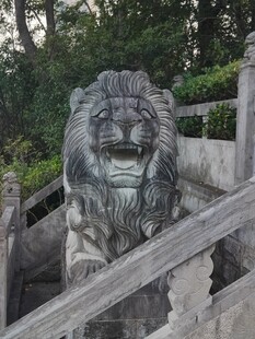 中式石狮子雕塑