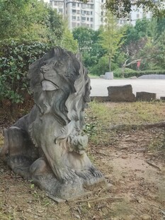 户外抽象人物雕塑