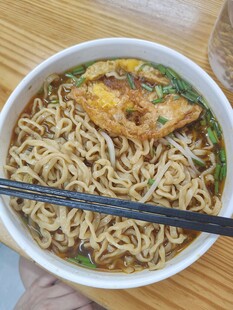 家常煎蛋汤面