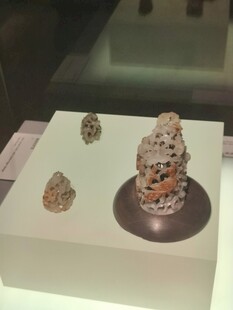 馆藏镂空古陶熏炉