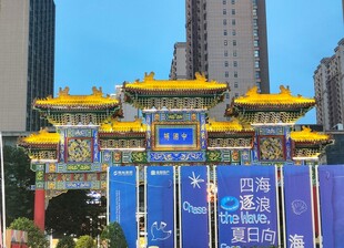 中式仿古牌楼城市景观