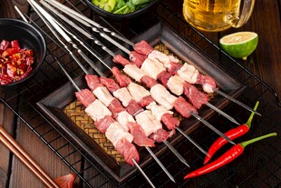 鲜羊肉串烧烤食材