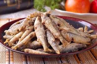 香酥炸小河鱼