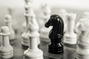 国际象棋黑马特写