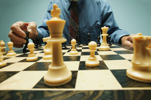 国际象棋对弈场景