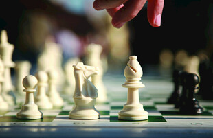国际象棋落子瞬间