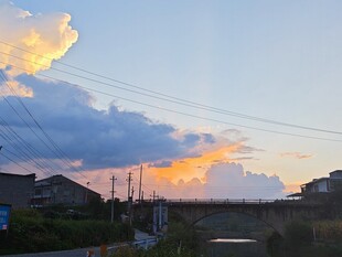 乡村黄昏晚霞美景