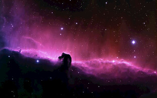 梦幻紫极光星空夜景