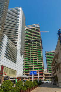 城市高层商务建筑群