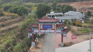法库巴尔虎山山门