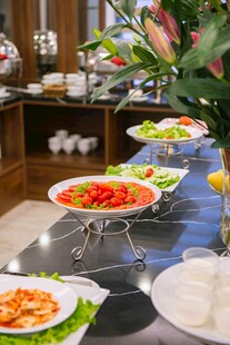自助餐厅美食餐台