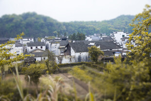 山脚下的江南古村