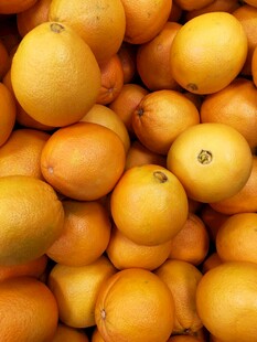 大量新鲜橙子特写