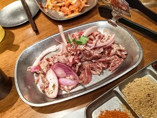 风味凉拌手撕肉