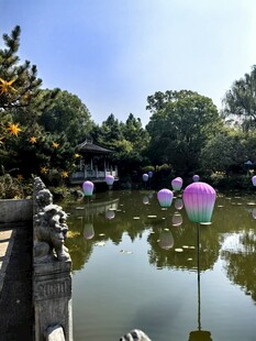 中式园林湖景风光