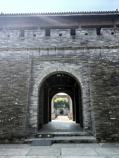 古城墙拱形城门