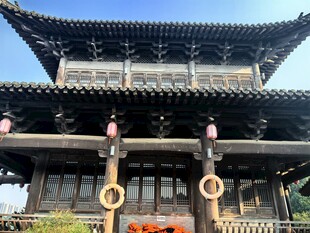 中式传统古建门楼