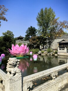 中式园林湖景风光