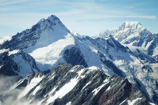 高原雪山壮丽风光