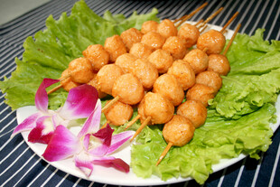 特色香炸肉丸串