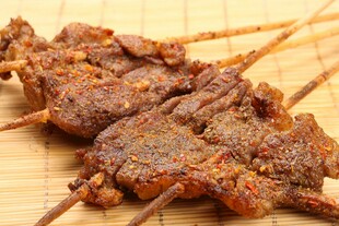 美味烤牛肉串