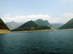 青山湖泊山水风光