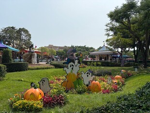 草坪万圣节主题装饰