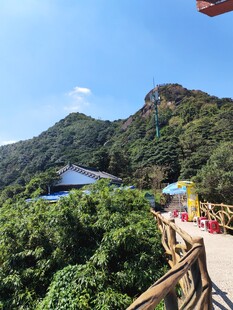 山间观景台自然风光 罗浮山 