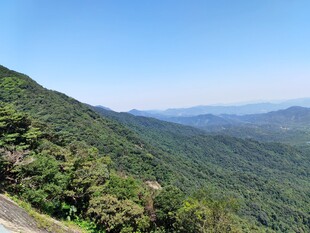 青山蓝天山野风光  罗浮山