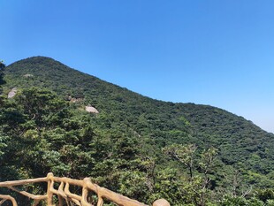 青山蓝天郊野风光 罗浮山