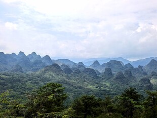 万山朝王