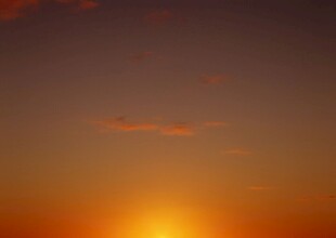 黄昏日落天空