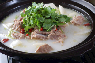 清炖羊肉汤锅