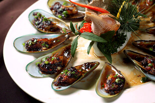 美味青口贝海鲜菜肴
