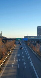 晴日城郊公路风景