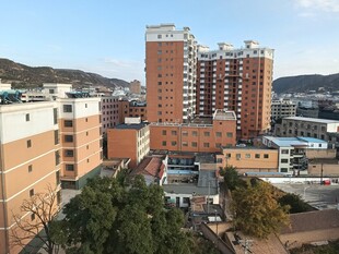 城郊居民住宅区全景