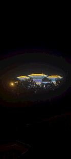夜间水上观光游船