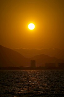 黄昏江面落日景观
