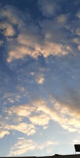 暮色天空暖调彩云
