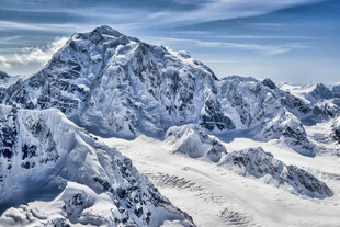 壮丽雪山高原风光