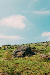 郊野草地晴空自然风景