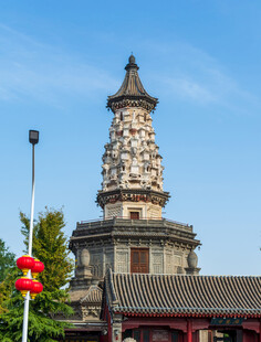 广惠寺华塔外景