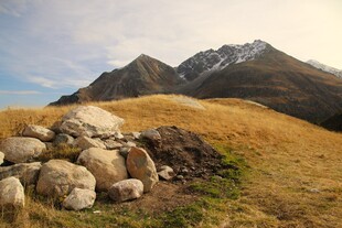 郊野秋山自然风景