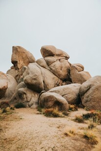 荒漠巨石群景观