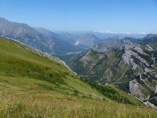 高山草甸山野风光