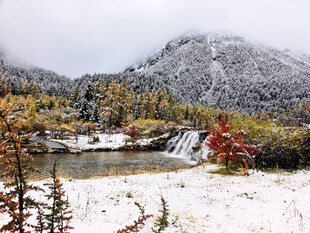磐羊湖雪景