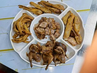 卤味鸭货拼盘